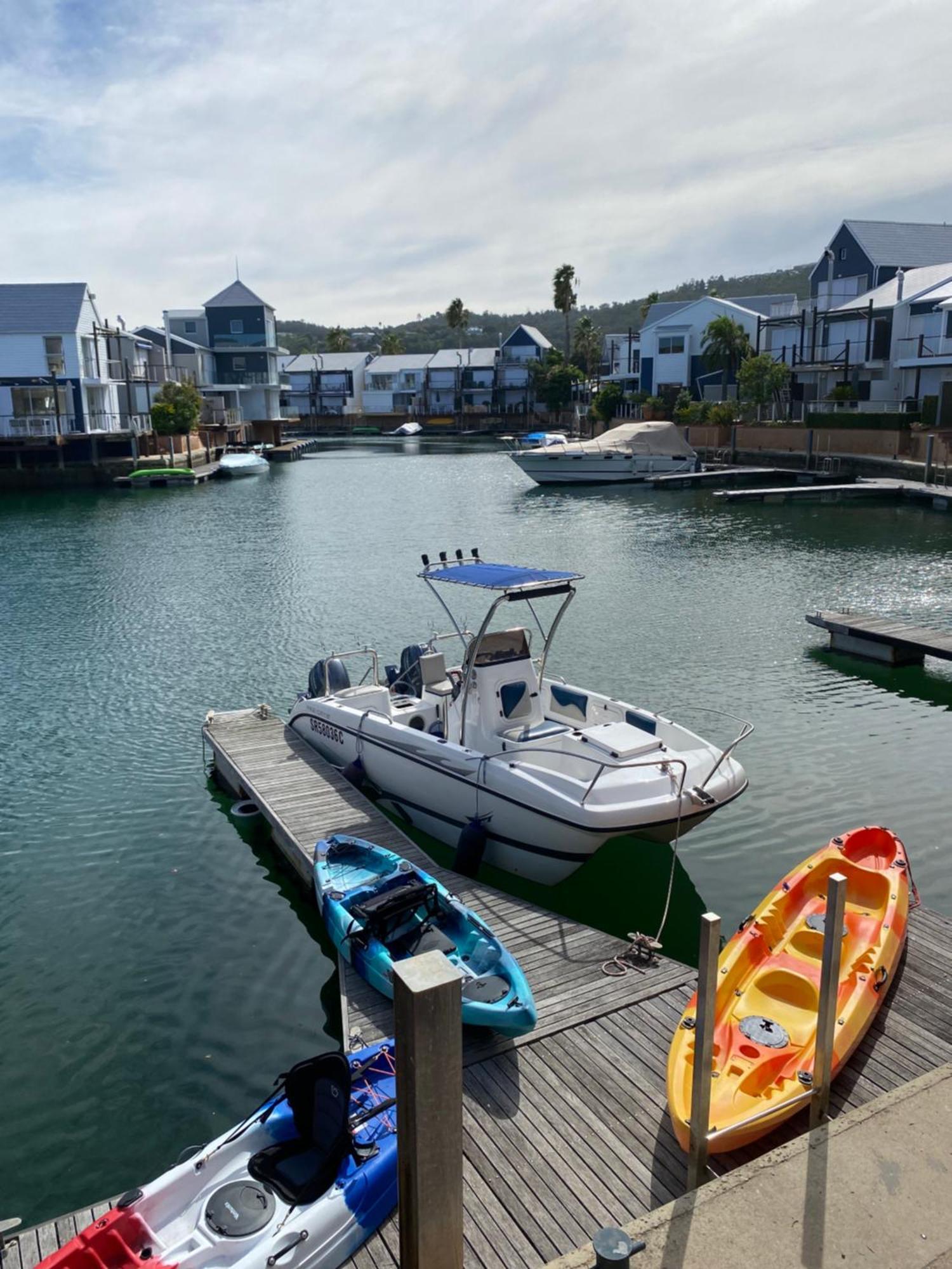 42 Spinnaker, The Quays كنيسنا المظهر الخارجي الصورة